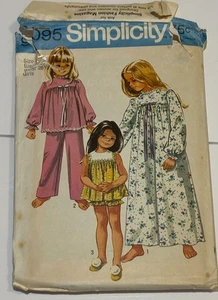 VintageSimplicity 9095 sewing pattern Girls PJs & Nightgown Size 6 Uncut 1970s - Picture 1 of 2