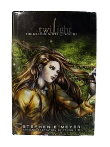 Twilight Graphic Novel Vol. 1 Stephenie Meyer & Young Kim 2010 Hardcover F.E - Picture 1 of 9