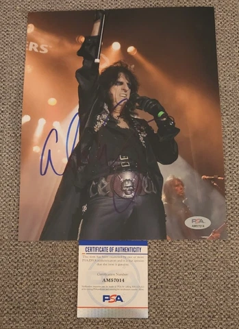 ALICE COOPER SIGNED 8X10 PHOTO SCHOOLS OUT SUMMER PSA/DNA AUTHENTICATED #AM57014 Cover