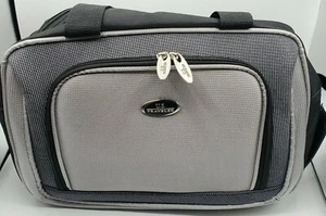 New Yorker US Traveler 15" Travel Tote Bag - Silver/Black - Picture 1 of 9