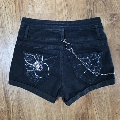 Pantalones cortos de mezclilla negros araña adornados reciclados personalizados - talla 0 Foto 1 de 4