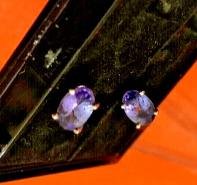 18k white gold purple Tanzanite earrings mini stud 0.8ct QVC - Image 1 of 4