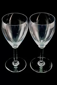 TWO BACCARAT COLLECTIBLE FRENCH FRANCE CRYSTAL 6 INCH WHITE WINE GLASSES GLASS - Picture 1 of 5