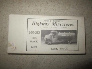 JORDAN HIGHWAY MINIATURES  1923 MACK STANDARD OIL CO TANK TRUCK HO 360-212 - Picture 1 of 5