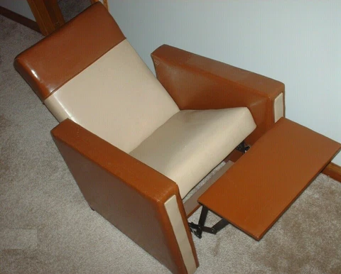 Mid Century Modern  ●  Miniature Child's Recliner  ●  Nice Cover