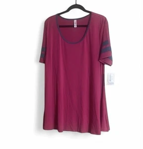 LuLaRoe Top Sz 2XL Pink/Blue Perfect-T A-line Side Slit Closet Staple - Picture 1 of 6