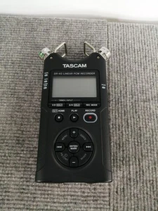 TASCAM DR-40 Linear PCM Recorder 24BIT/96KHz compatible - Picture 1 of 9