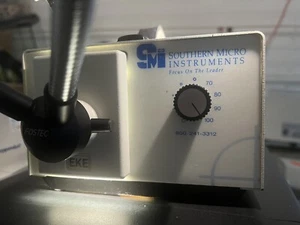 Southern Micro Instruments Iluminador de Fibra Óptica Lámpara Doble (Modelo LR92240) - Imagen 1 de 4