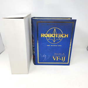 Robotech Rick Hunter VF-1J Volume 1 The Masterpiece Collection Toynami 2002