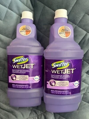 JET ÚMIDO SWIFFER COM LIMPADOR DE PISO MULTIUSO FEBREZE 42,2 FL OZ - 2 GARRAFAS - Imagem 1 de 2