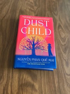 Staubkind: Ein Roman von Que Mai Phan Nguyen (Erstausgabe, Hardcover) - Bild 1 von 1