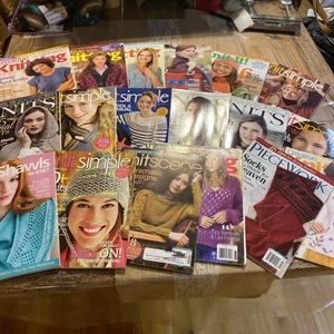 Lot of 18 Random WOMEN'S Knitting Pattern Magazines - Picture 1 of 19