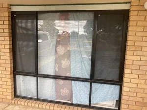 Aluminium window with 2 sliding windows with CRIMSAFE Security Screens, As New - Picture 1 of 3