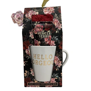Geschenkset Muttertag 3-teilig | Fußcreme, Kuschelsocken & Hello Gorgeous Tasse - Bild 1 von 6