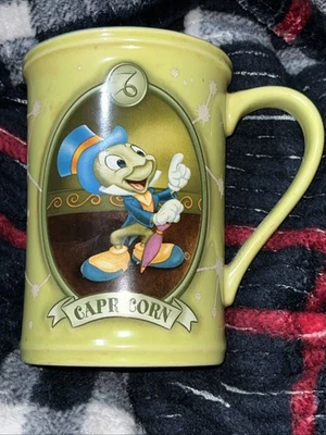 Taza de cricket Jiminy de Disney Store coleccionable Foto 1 de 3