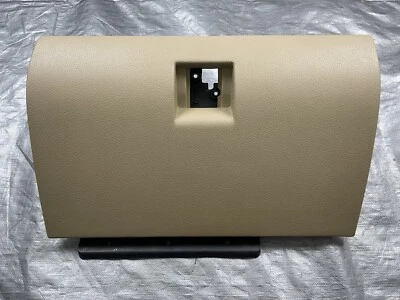 2006-2010 Hummer H3 Glove Box - Image 1 of 4