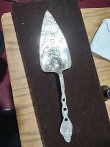 Sterling Silver Strawberry Decor Cake Server 11" No mono Solid - Picture 1 of 7