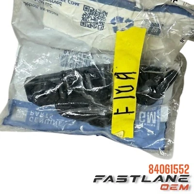 Chevrolet Camaro 2016-2024 parachoques delantero refuerzo fascia nuevo fabricante de equipos originales 84061552 Foto 1 de 4