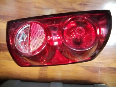 Conjunto de luces traseras para Dodge Ram 1500 334-1916R-AS 55277302AC CH2801165 Depo Foto 1 de 4