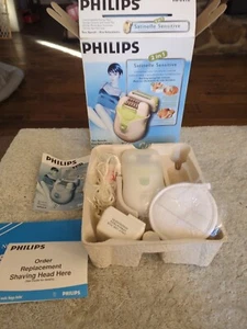 PHILIPS SATINELLE ESSENTIAL WITH ACCESSORIES For legs & sensitive areas - Picture 1 of 9