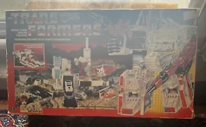 Vintage Hasbro Transformers G1 Autobot Battle Station Metroplex 1985 comp & mint - Picture 1 of 11