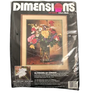 Dimensions Blossoms of Summer No Count Cross Stitch Kit #3945 dated 1990 New - Picture 1 of 7