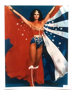 Lynda Carter Wonder Woman 8x10 Farbfoto weißer Rand - Bild 1 von 1