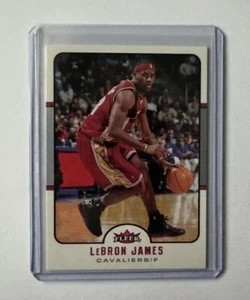 2006-07 Fleer LeBron James #32 NBA Cleveland Cavaliers - Picture 1 of 2