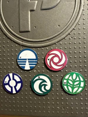 Complete Set of Disney EPCOT Center Logos 2015 Hidden Mickey Pins 1-5 - Image 1 of 4