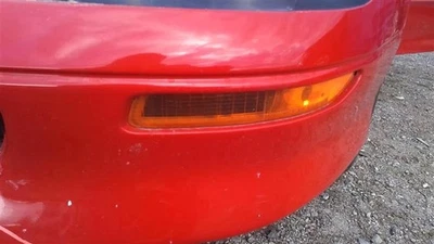 Conjunto de luz de estacionamiento/señal de giro usado se adapta a: Chevrolet Camaro 1997 lámpara de estacionamiento- Foto 1 de 4