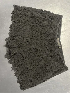 Women’s Zara Basics Black Lace Knit Shorts Size S - Picture 1 of 4