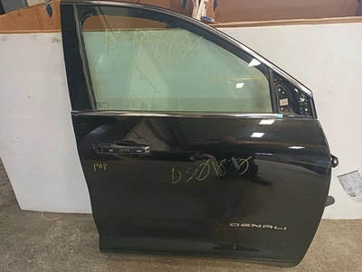 Front Passenger Right Door from 2024 GMC Acadia 11707827 Foto 1 de 4