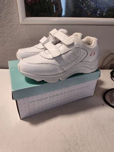 Apex Women's White Hook Loop Walker Model# V952WWX075 Size 7.5 Wide NEW - Picture 1 of 9