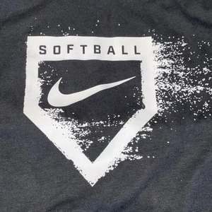 New Women’s Medium Nike Softball Long Sleeve Sleeve Black Hooded Shirt Top - Picture 1 of 9