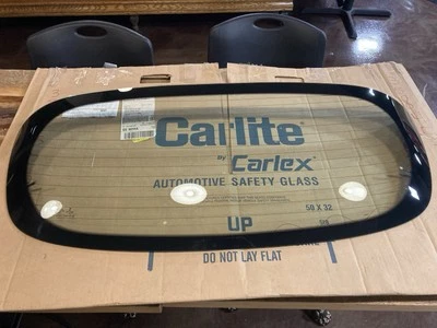 NEW OEM FORD FIESTA AE8Z-6142006-A Glass - Back Window glass  2011-2019 CARLITE - Imagem 1 de 4