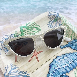 Lindas gafas de sol para mujer de cristal transparente ojo de gato blancas tonos retro 100 % UV - Imagen 1 de 8