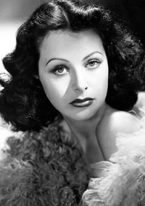 Hedy Lamarr Monochrome Photo Print 68 (A4 Size - 210 x 297mm - 8.5" x 11.75") - Picture 1 of 2