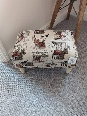 Rectangular Dog Footstool with Drawer MIN2159 - Image 1 of 4