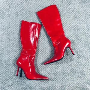 JEFFREY CAMPBELL Darlings Boot in Red Heeled Pointed Toe Boots Wmns 7 Valentine - Bild 1 von 9
