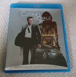 Casino Royale (2006) (Blu-ray, 2006) - Bild 1 von 5