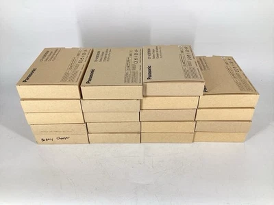 18 LOT GENUINE Panasonic CF-VCBTB3W Battery Charger - Image 1 of 3