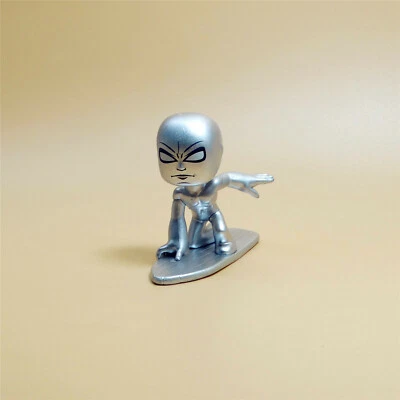 Figura de acción Funko Mystery Minis Fantastic Four Silver Surfer 2,5" Foto 1 de 4