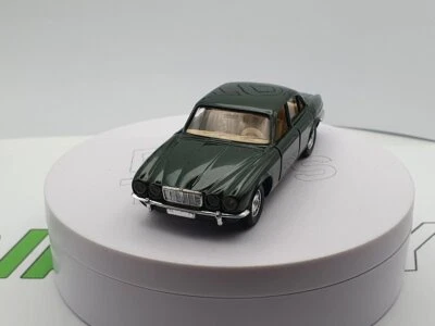 Jaguar XJ 12 Solido 1/43 - Immagine 1 di 2