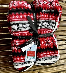 Vera Bradley COZY LIFE Throw Blanket SNOOPY FAIR ISLE Fleece PEANUTS NWT Sealed - Picture 1 of 6