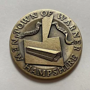 Vintage 1974 Town of Warner New Hampshire zweihundertjährige Medaille Münze SCHNEEZUG - Bild 1 von 4