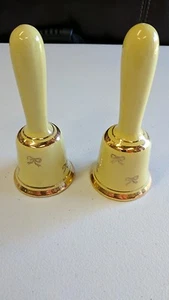VINTAGE CERAMIC BELL SALT & PEPPER SHAKERS~YELLOW WITH GOLD RIBBONS - Picture 1 of 5