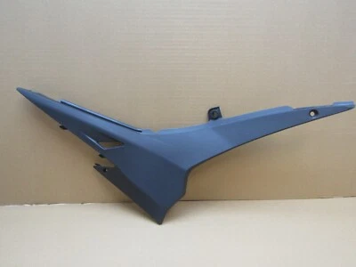 Aprilia Tuono RS 125 2017 13.885 millas justo debajo del panel del asiento (12600) Foto 1 de 4