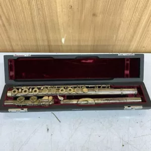 YAMAHA YFL-61 Professional Handmade Solid All silver Flute - Picture 1 of 6
