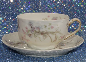 BEAUTIFUL VINTAGE HAVILAND LIMOGES FRANCE FINE BONE CHINA CUP & SAUCER SET - Picture 1 of 7