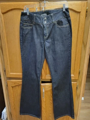 Pantalones de mezclilla Bootcut lavados oscuros de London talla 10 altos nuevos sin etiquetas Foto 1 de 4